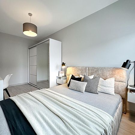 Krakowski Zakatek- Apartament Premium Z Garazem Екстер'єр фото